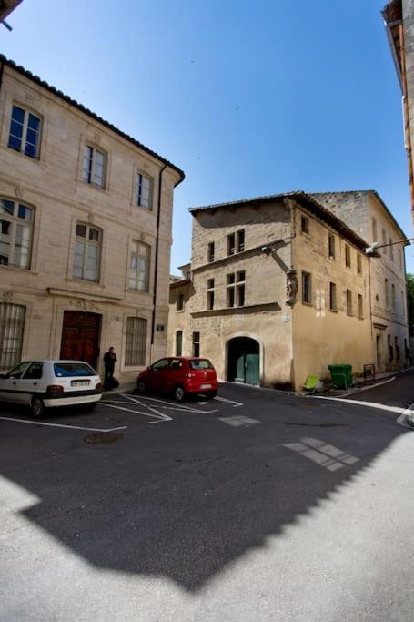 La Bulle - Parking Gratuit En Souterrain - 2 Mins Du Palais Des Papes - Clim Ac - Wifi Apartment Авиньон Екстериор снимка
