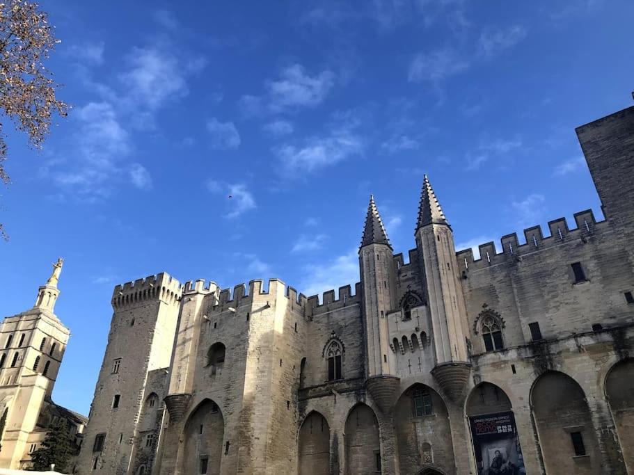 La Bulle - Parking Gratuit En Souterrain - 2 Mins Du Palais Des Papes - Clim Ac - Wifi Apartment Авиньон Екстериор снимка